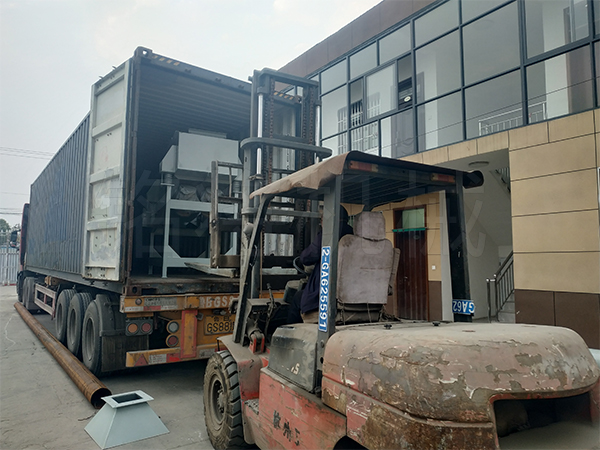 烘干機設備發貨現場