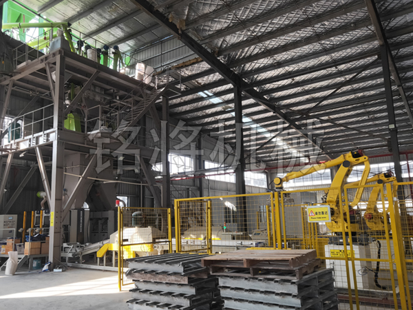 膩?zhàn)臃鄢商咨a(chǎn)線